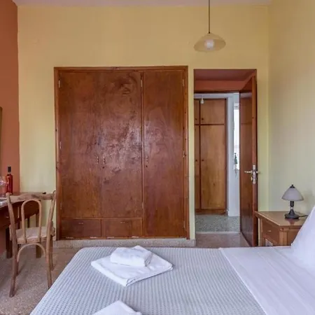 Holiday home Seaview Adamantas (Milos)